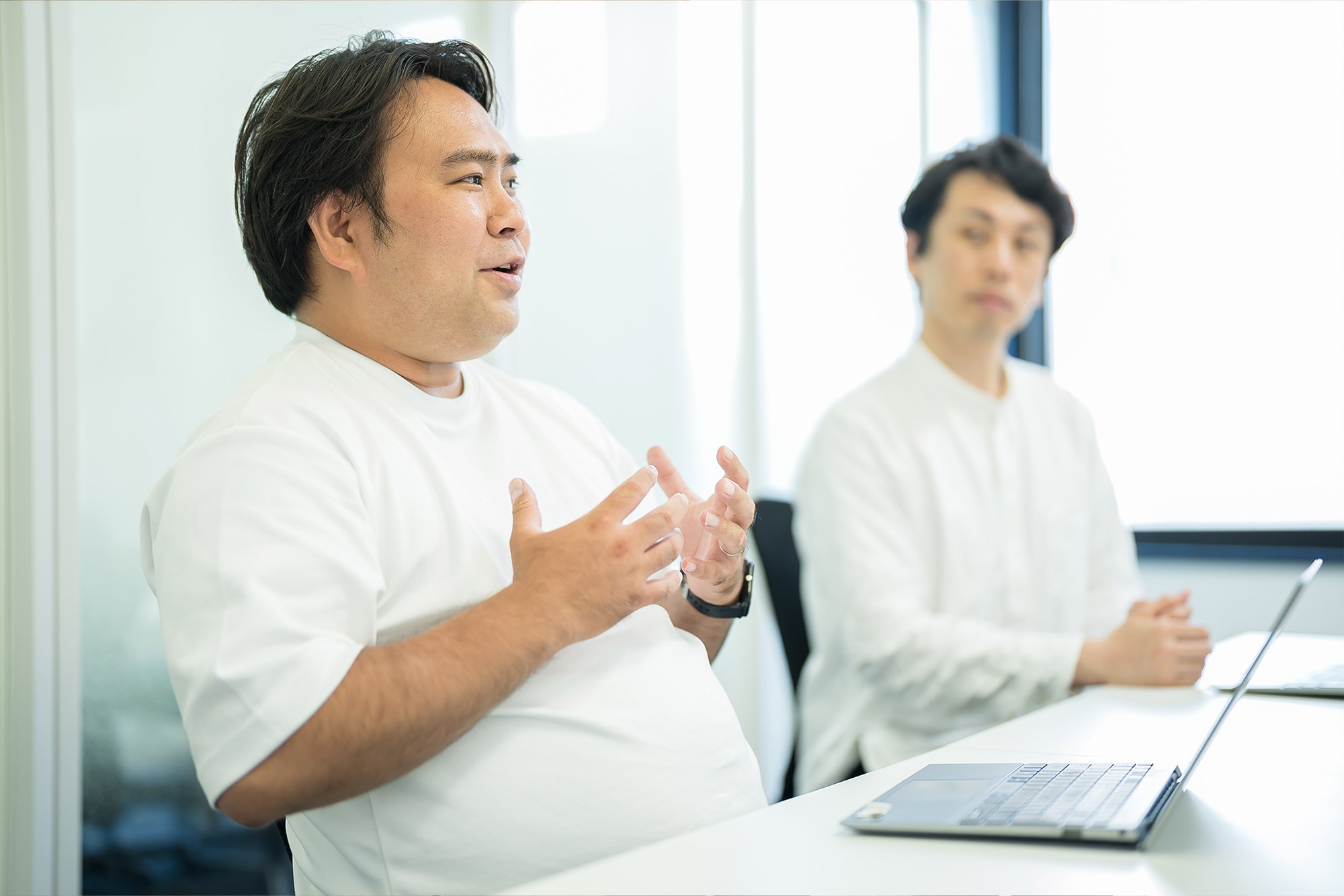 デコボコベース株式会社