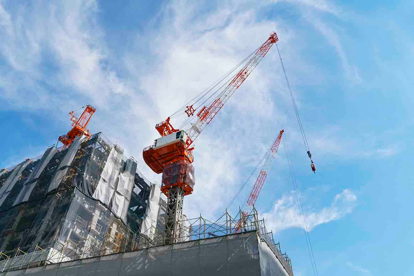 建設仮勘定とは？仕訳方法や消費税との関係をわかりやすく解説